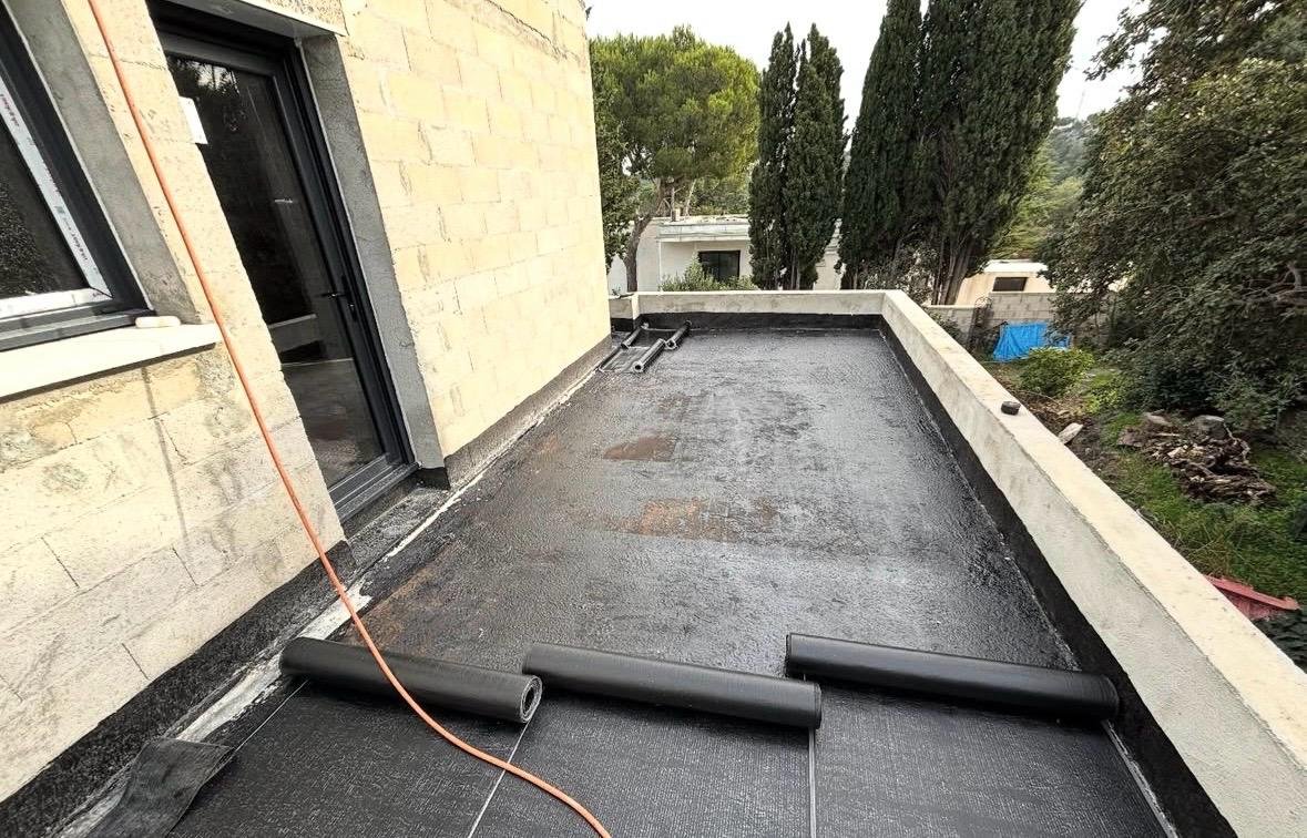 Chantier d'étanchéité de terrasse à La Seyne-sur-Mer